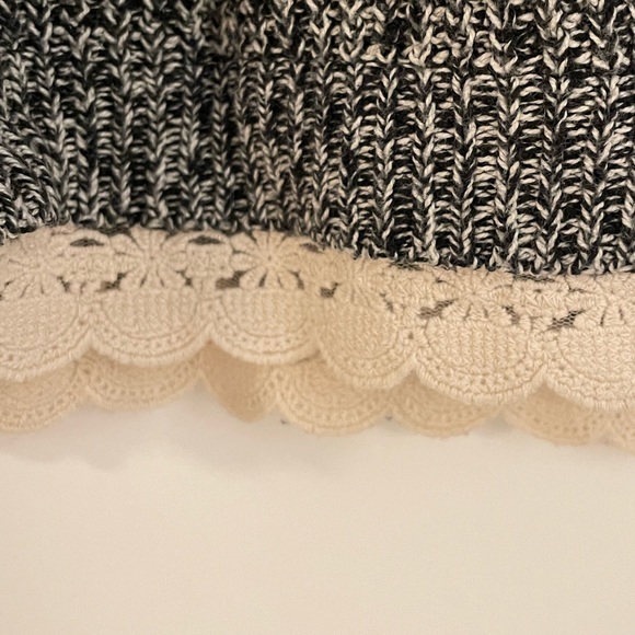 UO - Sweater with Lace Detail - Picture 3 of 3